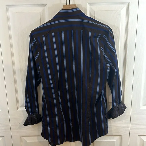 EXPRESS Men’s Black/Blue Striped Fitted Buttoned Down Shirt - Picture 5 of 7